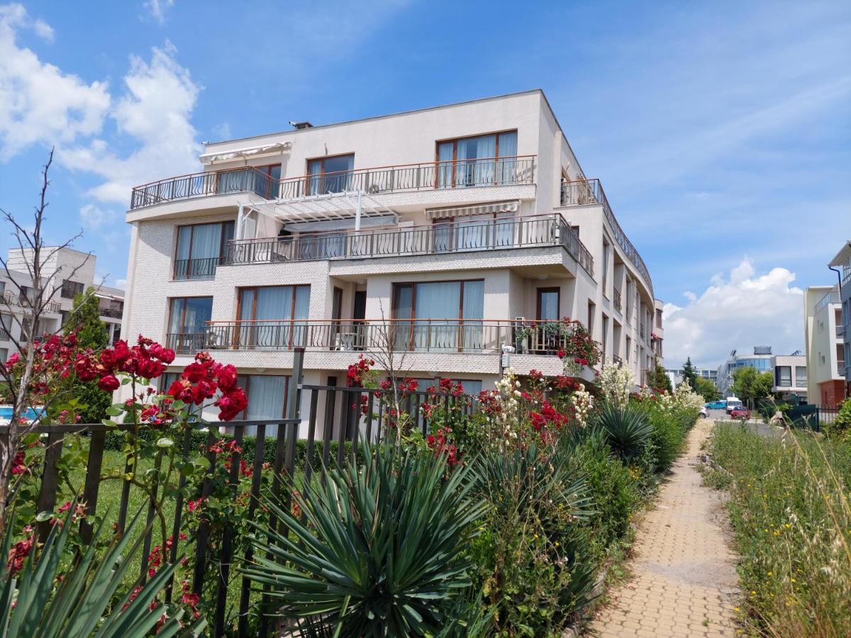 Sea Panorama Apartment - Diamond Beach Sarafovo Burgaz Dış mekan fotoğraf