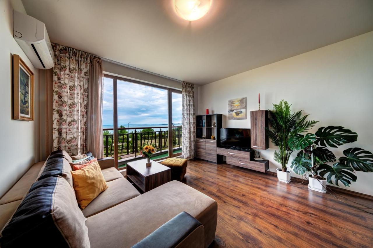 Sea Panorama Apartment - Diamond Beach Sarafovo Burgaz Dış mekan fotoğraf